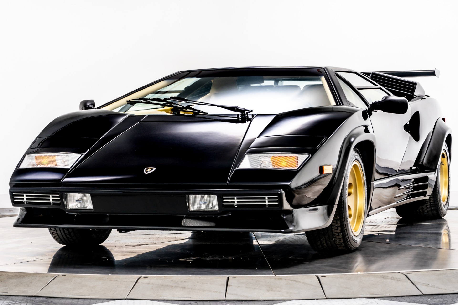 New lamborghini countach